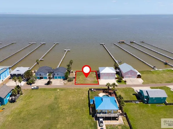 1256 Port South Dr, Port Mansfield, TX 78598