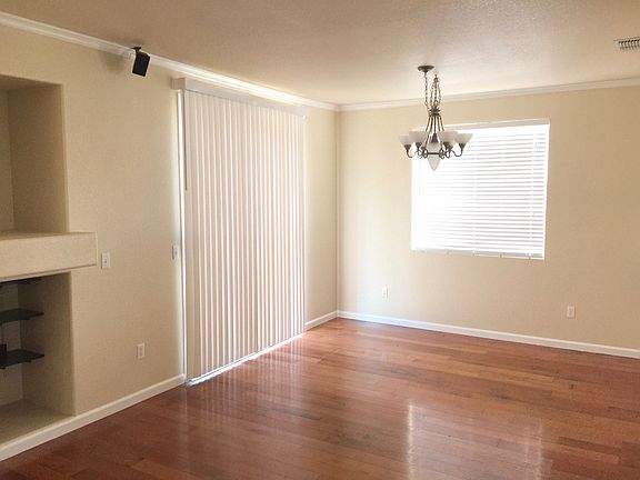 4th image of 2783 Mallard Way