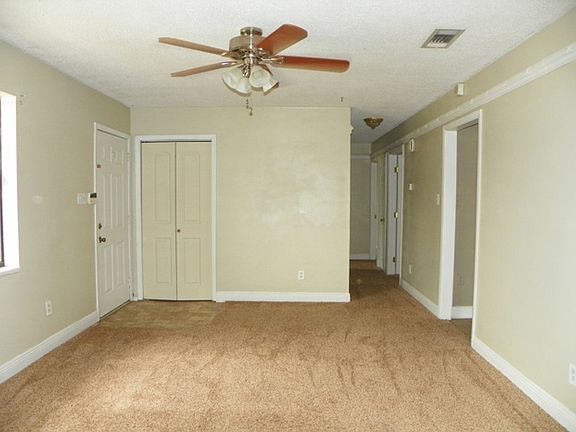 2nd image of 109 Raymond Dr