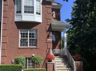5974 Windemere Ln, Shelby Township, MI 48316