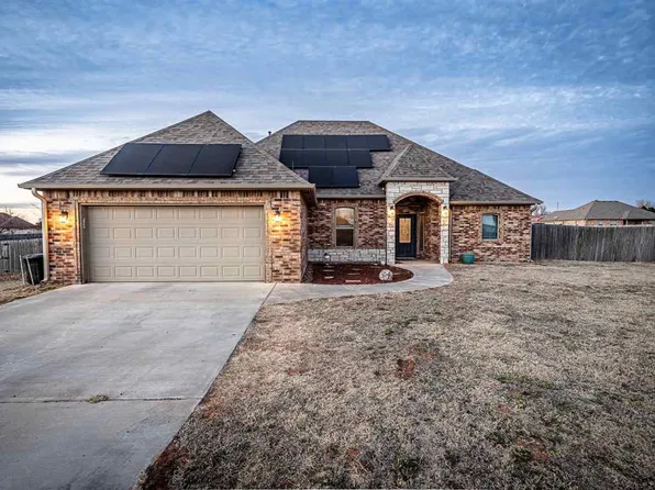 291 NE Simmons Cir, Fletcher, OK 73541