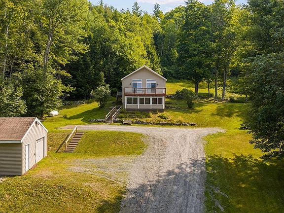 2nd image of 104 Bouldervale Road