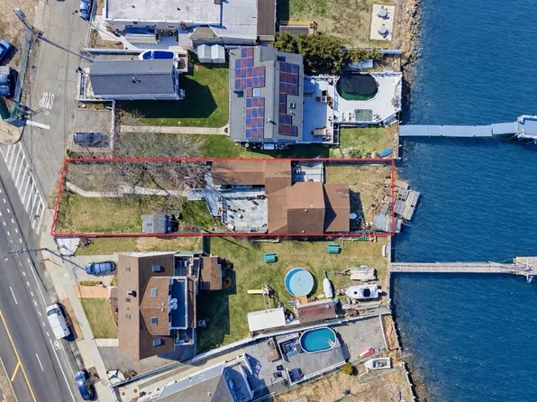 6-33 Cross Bay Boulevard image 1 of 16