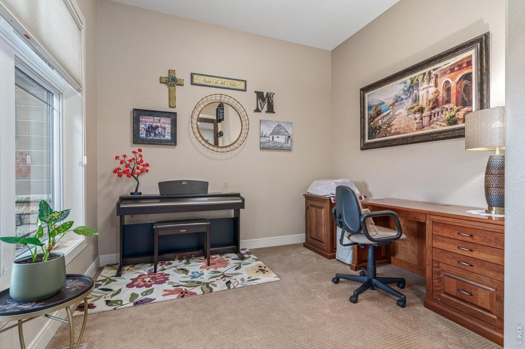 6923 Winterpeak Ct