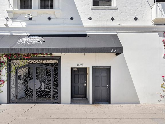 2nd image of 829 S La Brea Ave #4