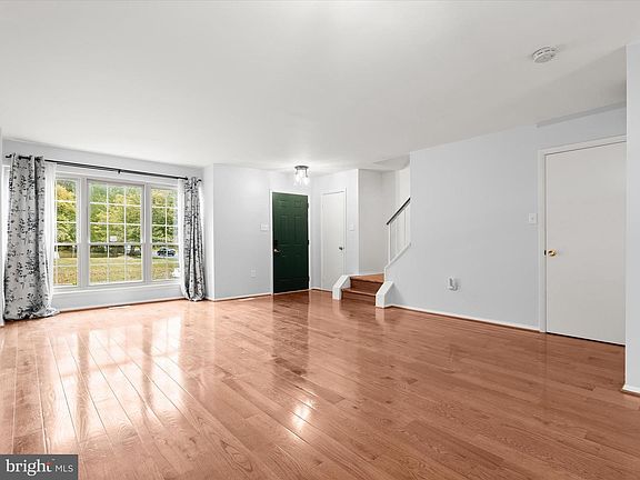 3rd image of 18508 Crabapple Pl