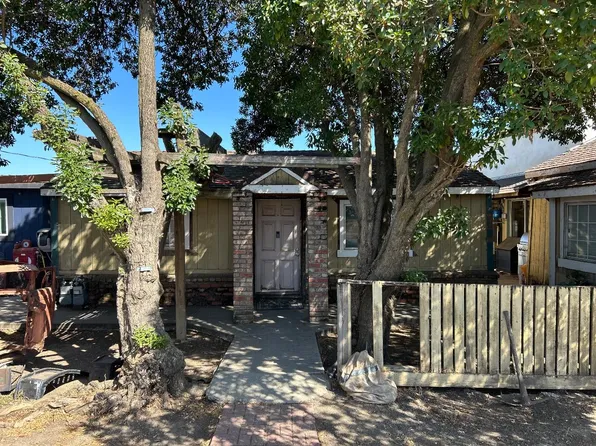 2160 Pacheco Pass Hwy, Gilroy, CA 95020