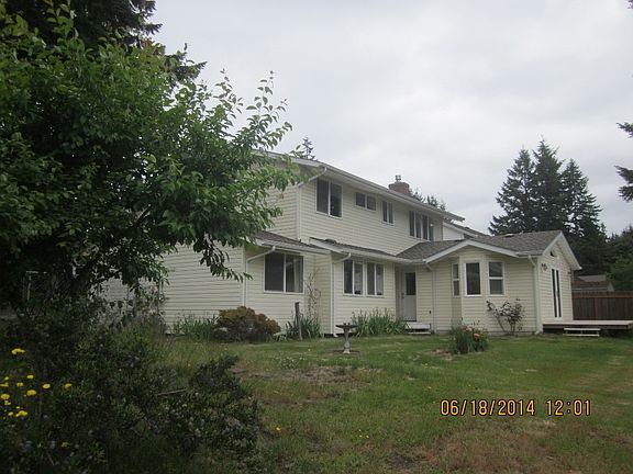 4th image of 2940 SE Calaveras St