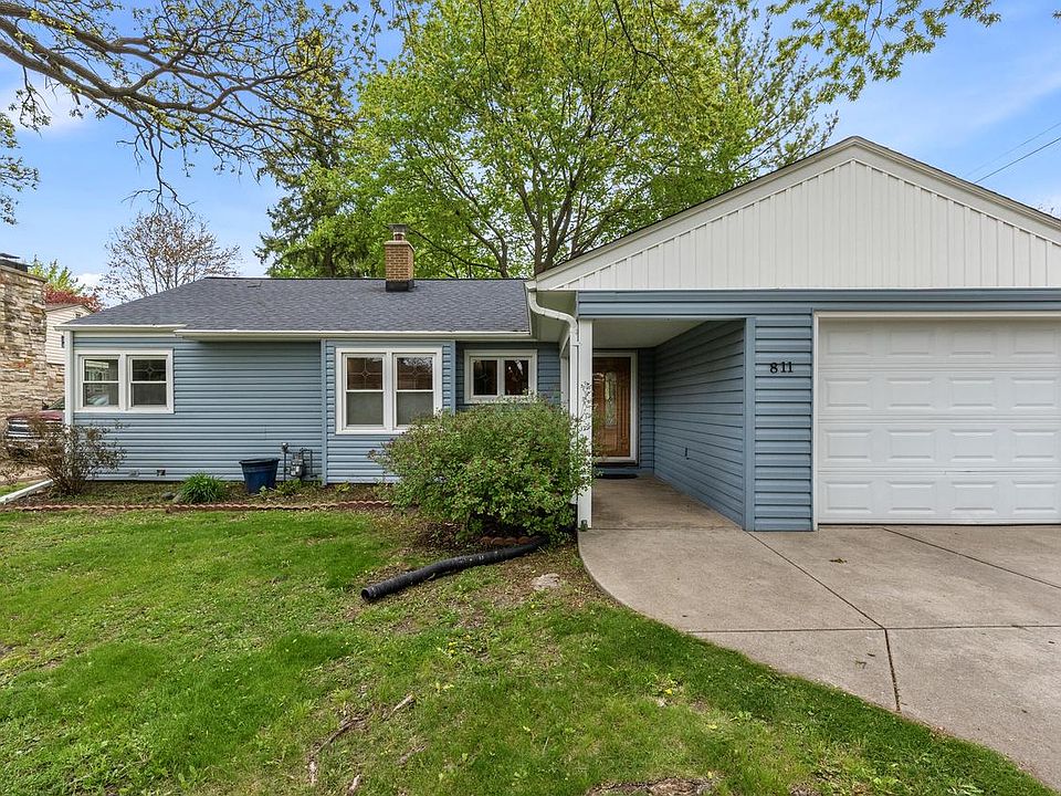 1st image of 811 N Hine AVENUE