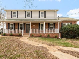 174 Curtis Xrds, Hendersonville, TN 37075
