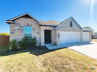 911 Earp Dr, Killeen, TX 76542