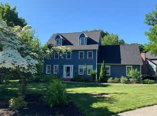 3 Camelot Dr, Shrewsbury, MA 01545