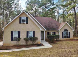 295 Bartlett Dr, Sharpsburg, GA 30277