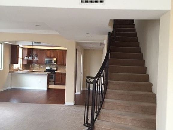 4th image of 1813 Thayer Ave Unit D