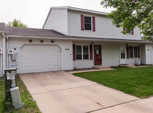 856 W Village Cir SE, Rochester, MN 55904