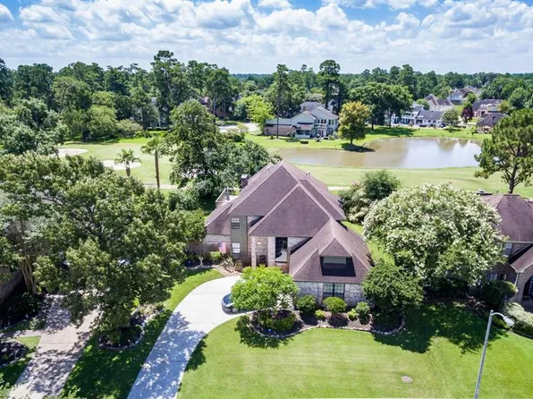 7714 Par Five Dr, Humble, TX 77346