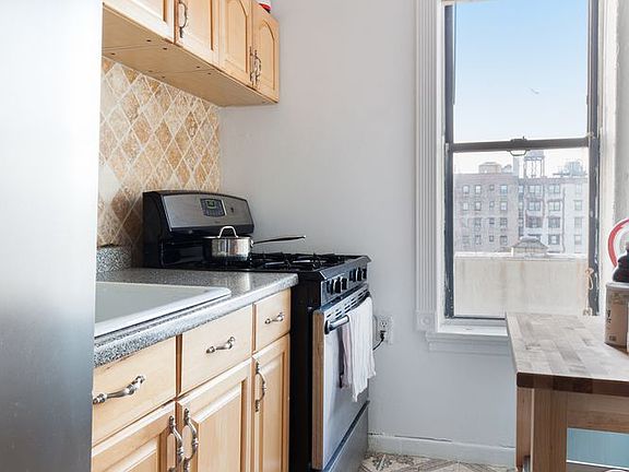 5th image of 94 Hamilton Pl APT 6D