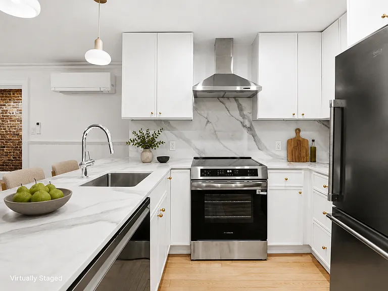 859 Carroll St #1 — Photo 2