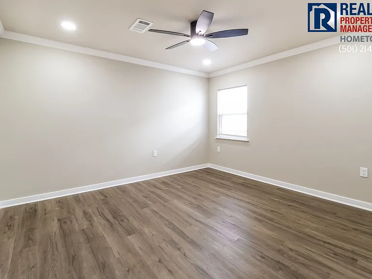 1812 Sanford Dr #2 — Photo 10