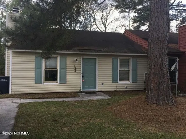 122 Corey Cir, Jacksonville, NC 28546