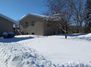 1414 County Road 6 NW, Stanchfield, MN 55080