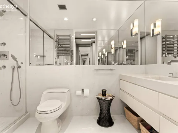 250 East 54th Street image 12 of 21