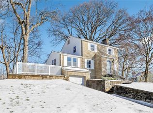 26 Lycett St, Bridgeport, CT 06606