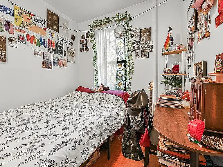 124 Mott St #23 — Photo 5