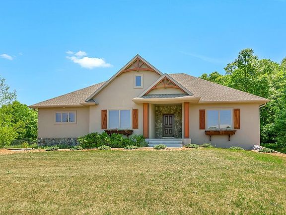 4th image of 38092 Brockway Hollow Dr