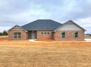 6864 Whirlaway Run, Guthrie, OK 73044