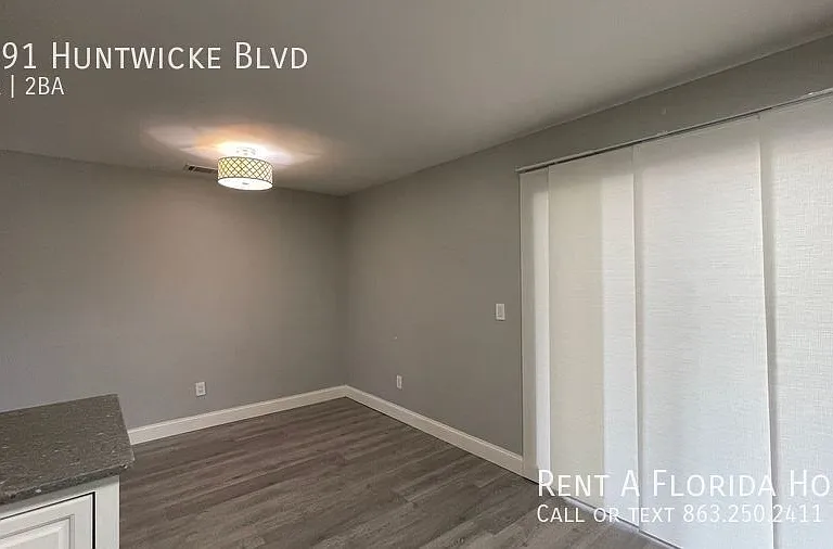 3791 Huntwicke Blvd — Photo 8