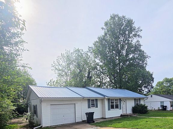 2nd image of 21 Burgoyne Drive