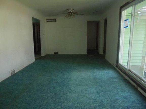 5th image of 758 E 348th St