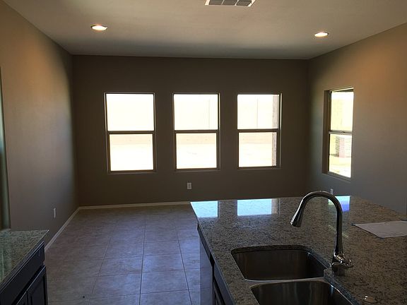 3rd image of 17518 W Pinnacle Vista Dr