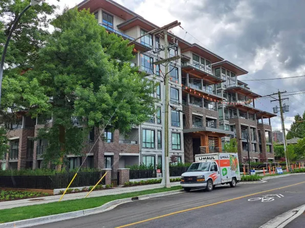 7599 15th St #308, Burnaby, BC V3N 0H9