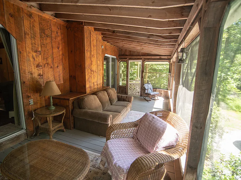 108 Ashuelot Dr — Photo 11