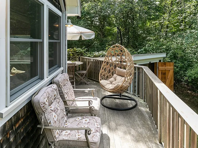 11 Hammett Ln — Photo 16