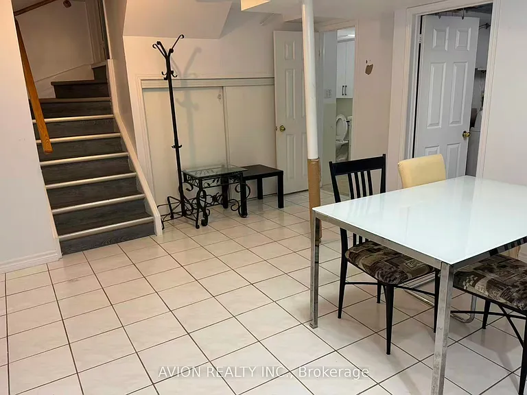 243 Milliken Meadows Dr — Photo 2