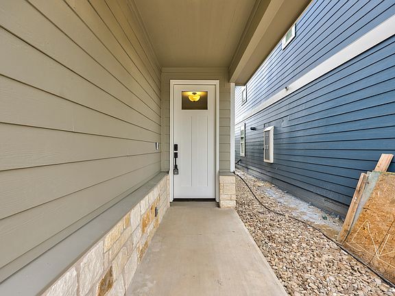 4th image of 1616 Bella Dr