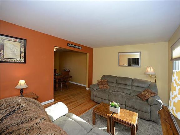 4th image of 9901 Bluejacket Dr