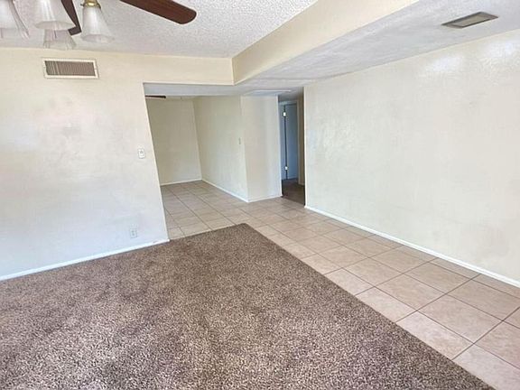 5th image of 10019 N 48th Dr