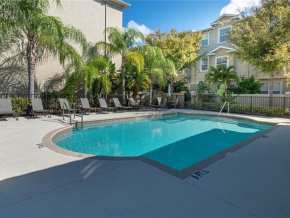 5th image of 10220 Bayou Grande Ave