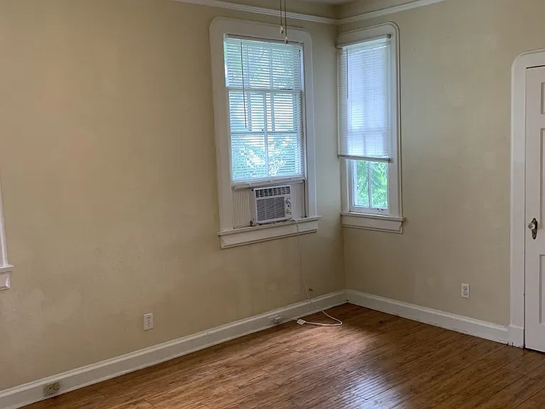 3507-3509 Nashville Ave — Photo 9