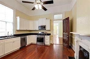 4th image of 227 Bermuda St