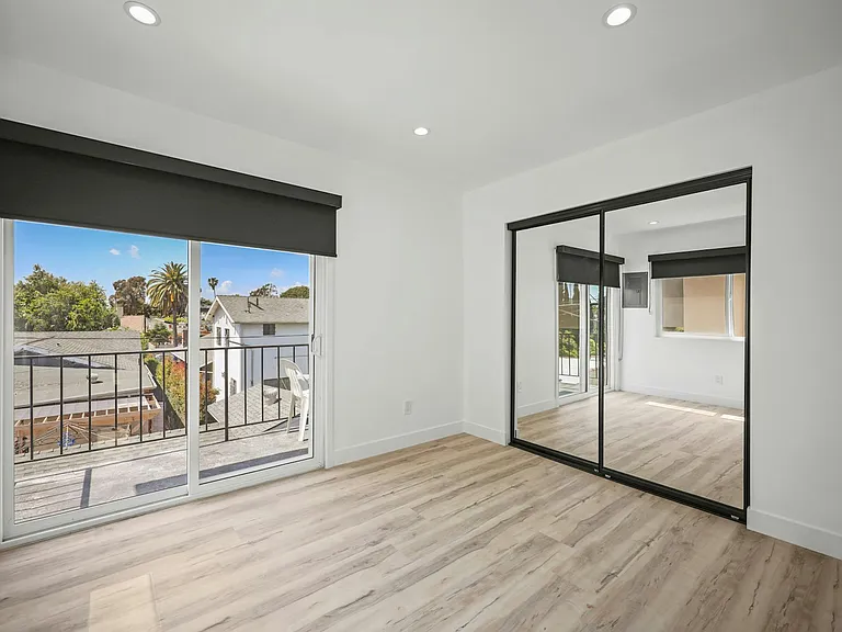 111 N Normandie Ave #14 — Photo 10