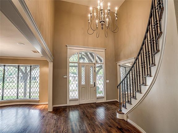 5th image of 1902 Pin Oak Cir