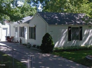 2708 Midwood St, Lansing, MI 48911