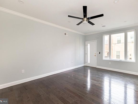 5th image of 2349 Gerritt St