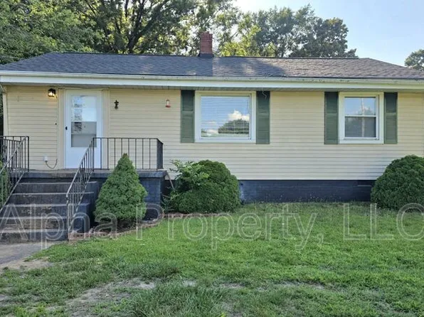 213 Donnan Rd, Taylors, SC 29687