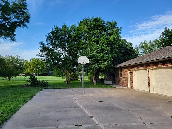 Street view of oversize 2-car garage
